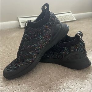 Adidas Cloudfoam Sock Shoes. Kids 7. Women’s 9.